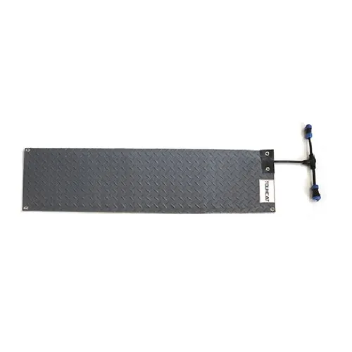 Step Snow Melting Mat – 110 V, 30×90 cm detail of non-slip heated surface